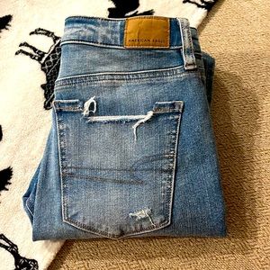 Women’s American Eagle jeans